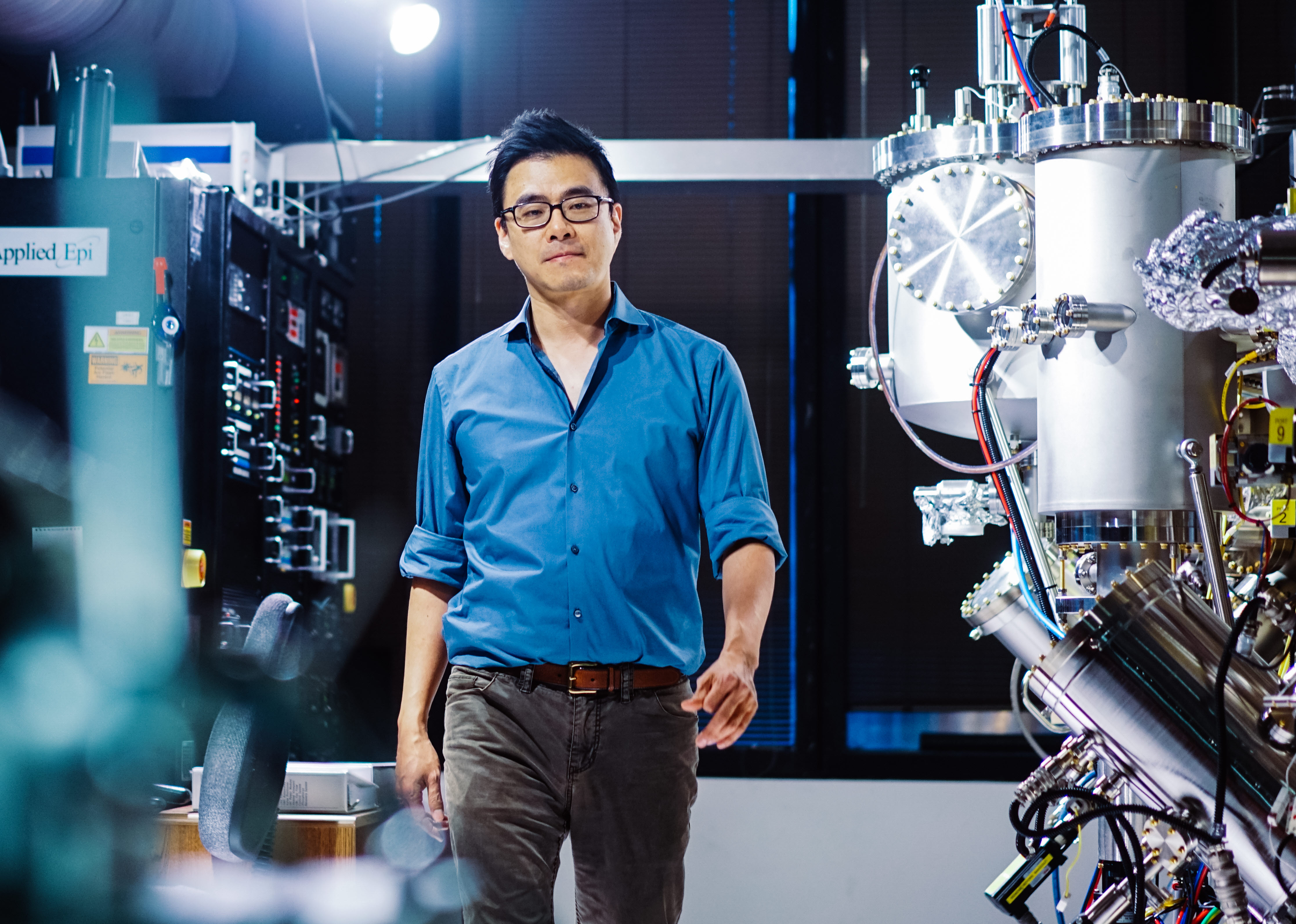 Peel and Stack: Ultimate Heterogeneous Integration for Next Generation Electronics — Prof. Jeehwan Kim