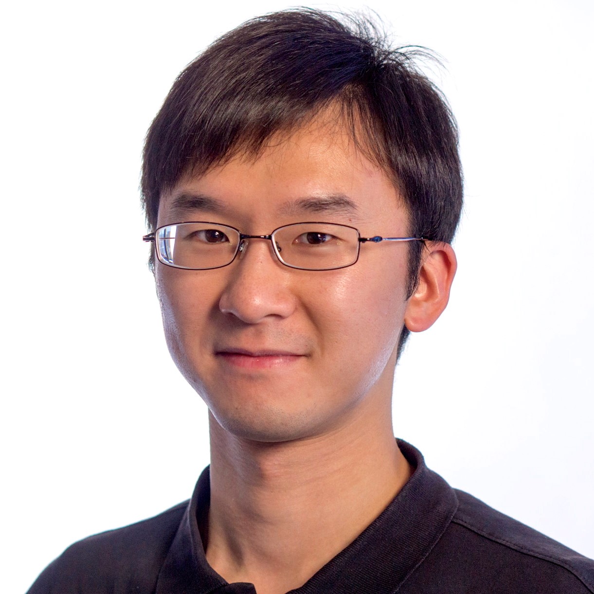 Yu-Hsin Chen of The Energy Efficient Multimedia Systems Group receives 2016–2017 IEEE Solid-State Circuits Society Predoctoral Achievement Award